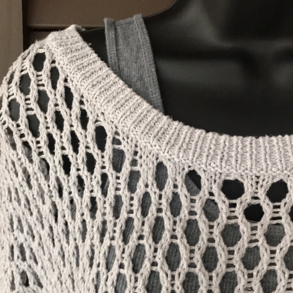 American Eagle Outfitters Sweater - Picture 3 of 7